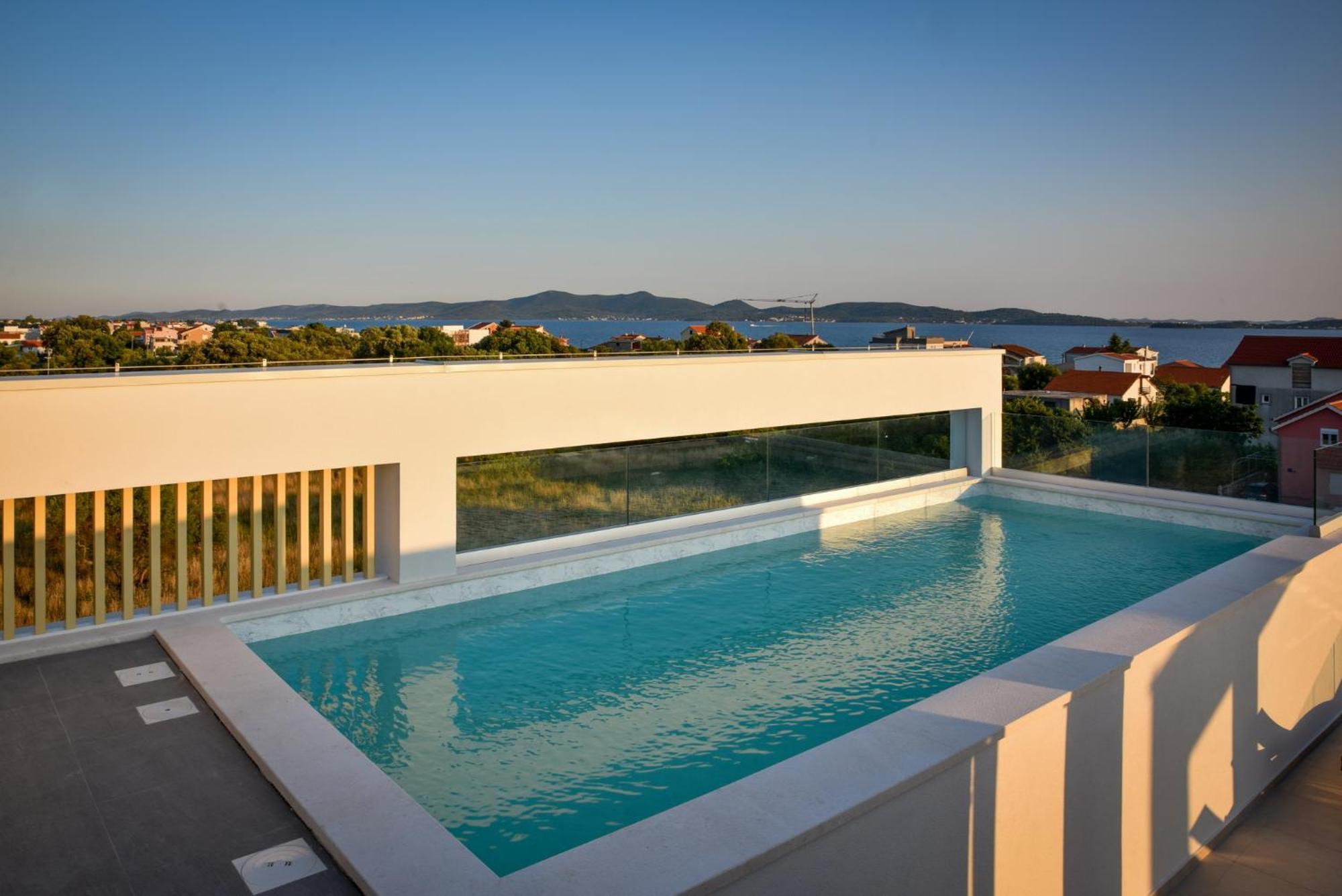 Luxury Apartments La Perla Бибинє Екстер'єр фото