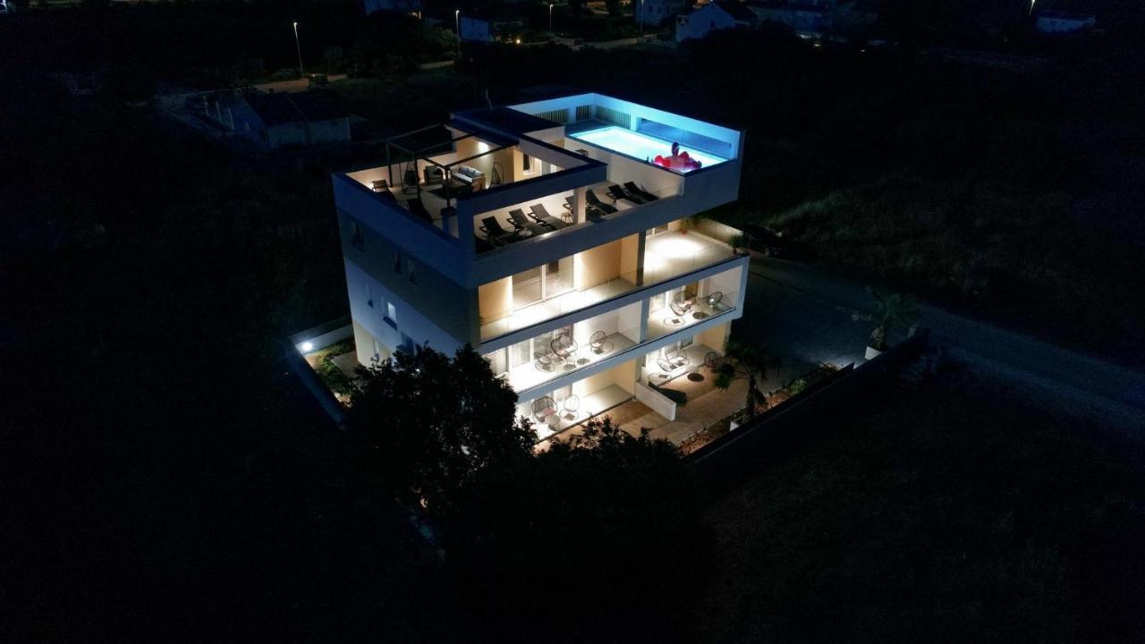 Luxury Apartments La Perla Бибинє Екстер'єр фото