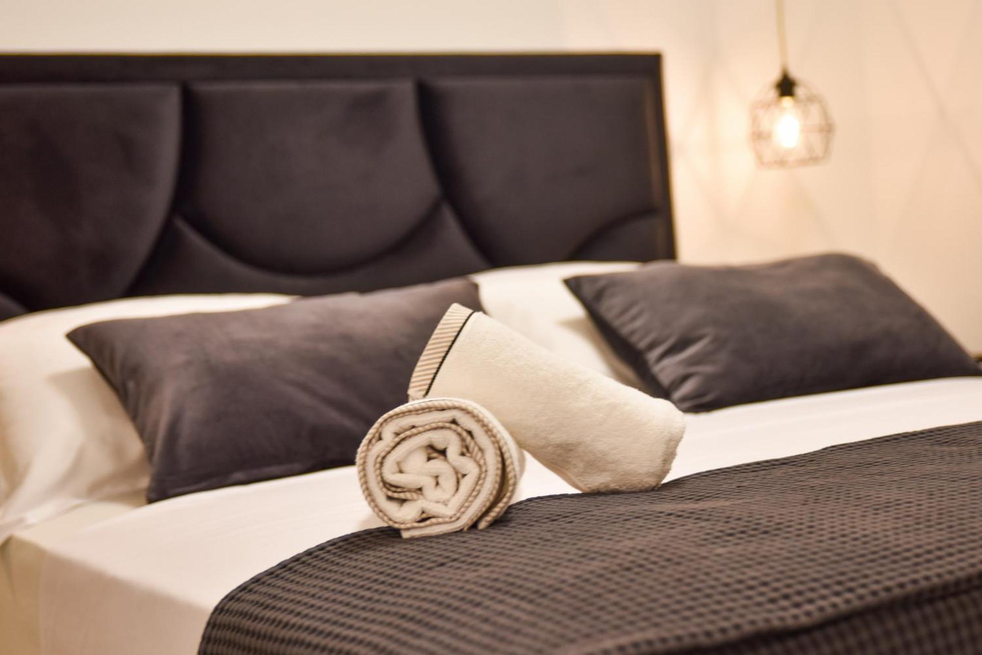 Luxury Apartments La Perla Бибинє Номер фото