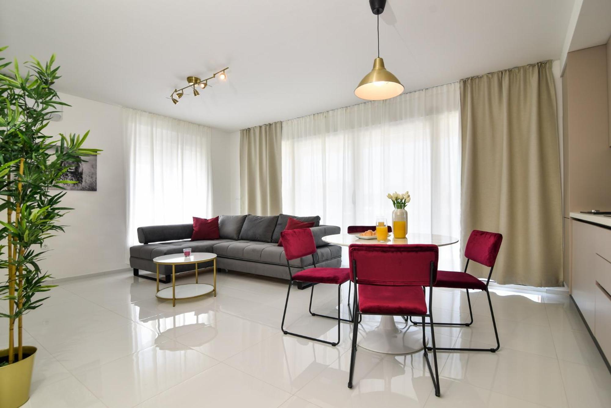 Luxury Apartments La Perla Бибинє Номер фото