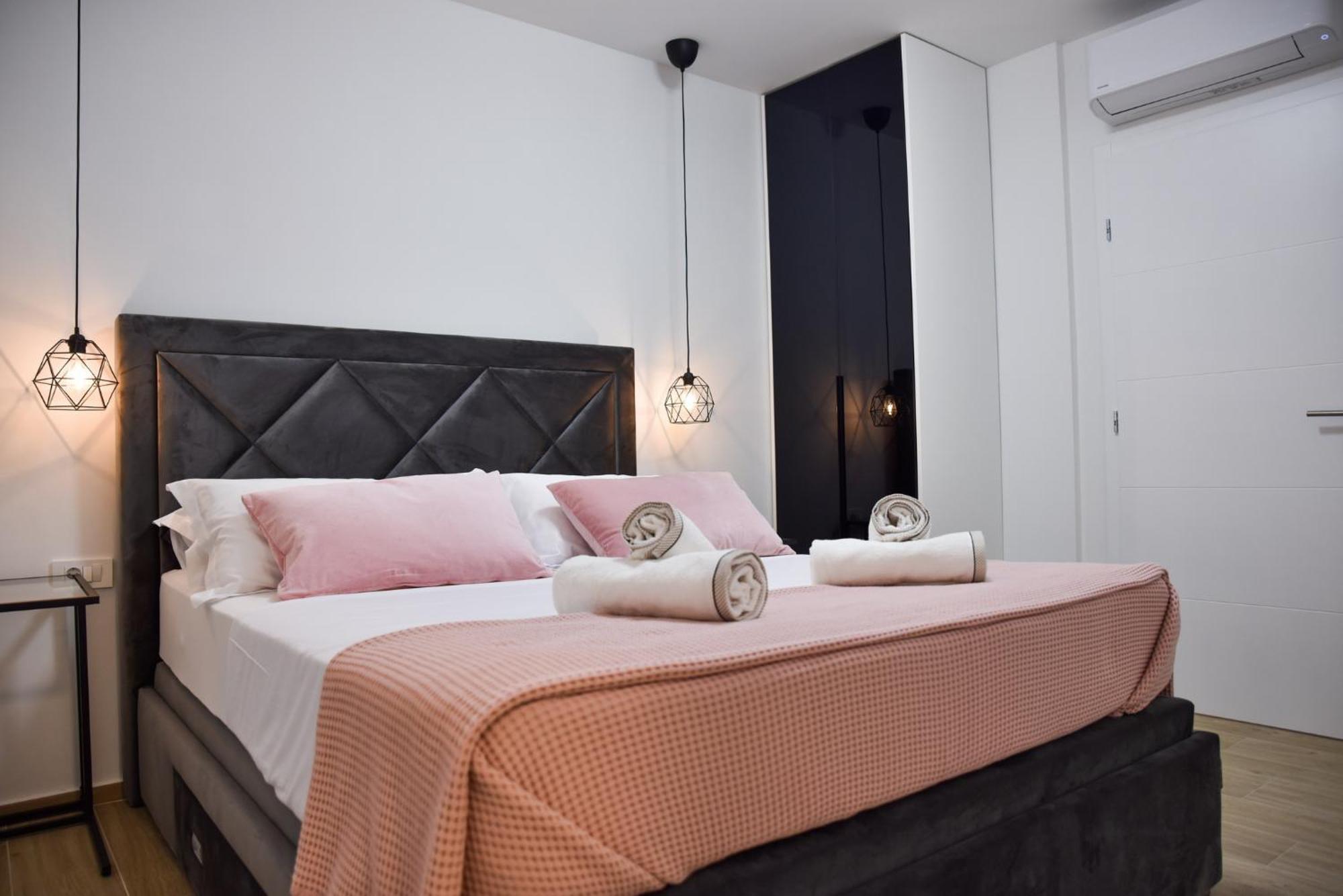 Luxury Apartments La Perla Бибинє Номер фото